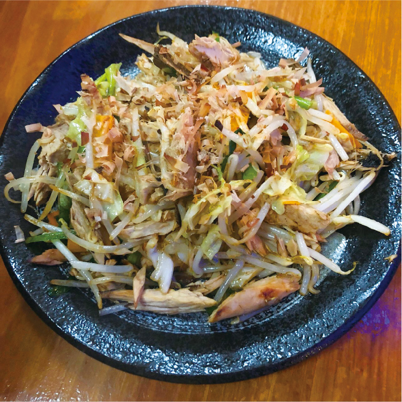 カラオケ居酒屋三四郎のなまり節の野菜炒め